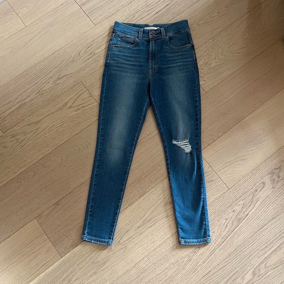 Levi’s 721 HIGH WAISTED / HIGH RISE SKINNY WOMEN'S JEANS - Picture 8 of 8